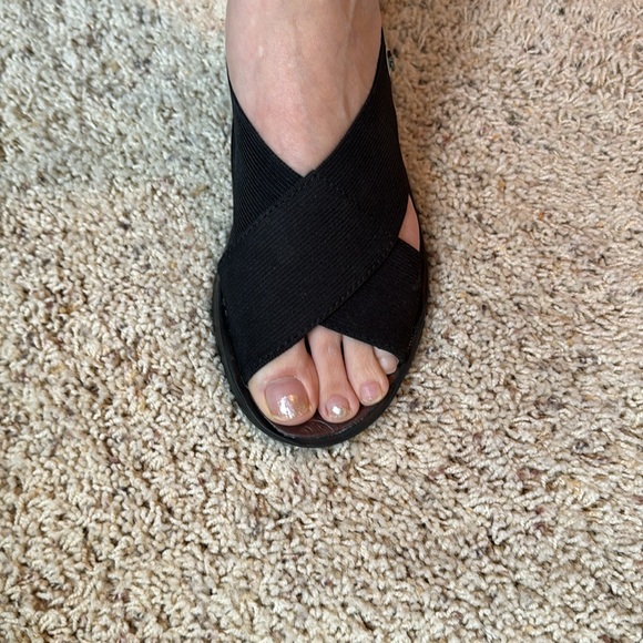 Bzees Desire light weight slide on wedges - Picture 8 of 14